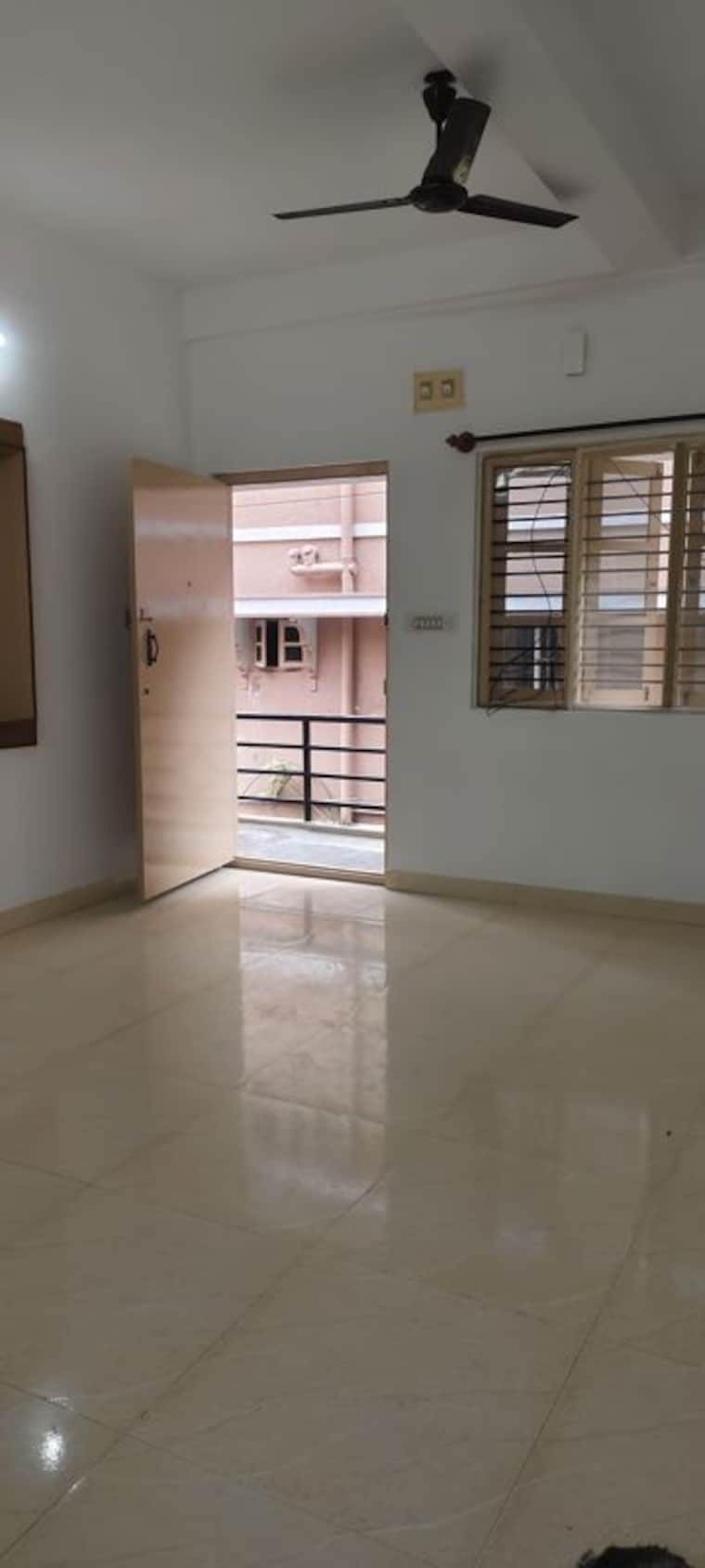 Room, jeevan bima nagar 1 Bedroom 650 Sq.Ft. Builder Floor In Jeevan Bima Nagar Bangalore 10583020