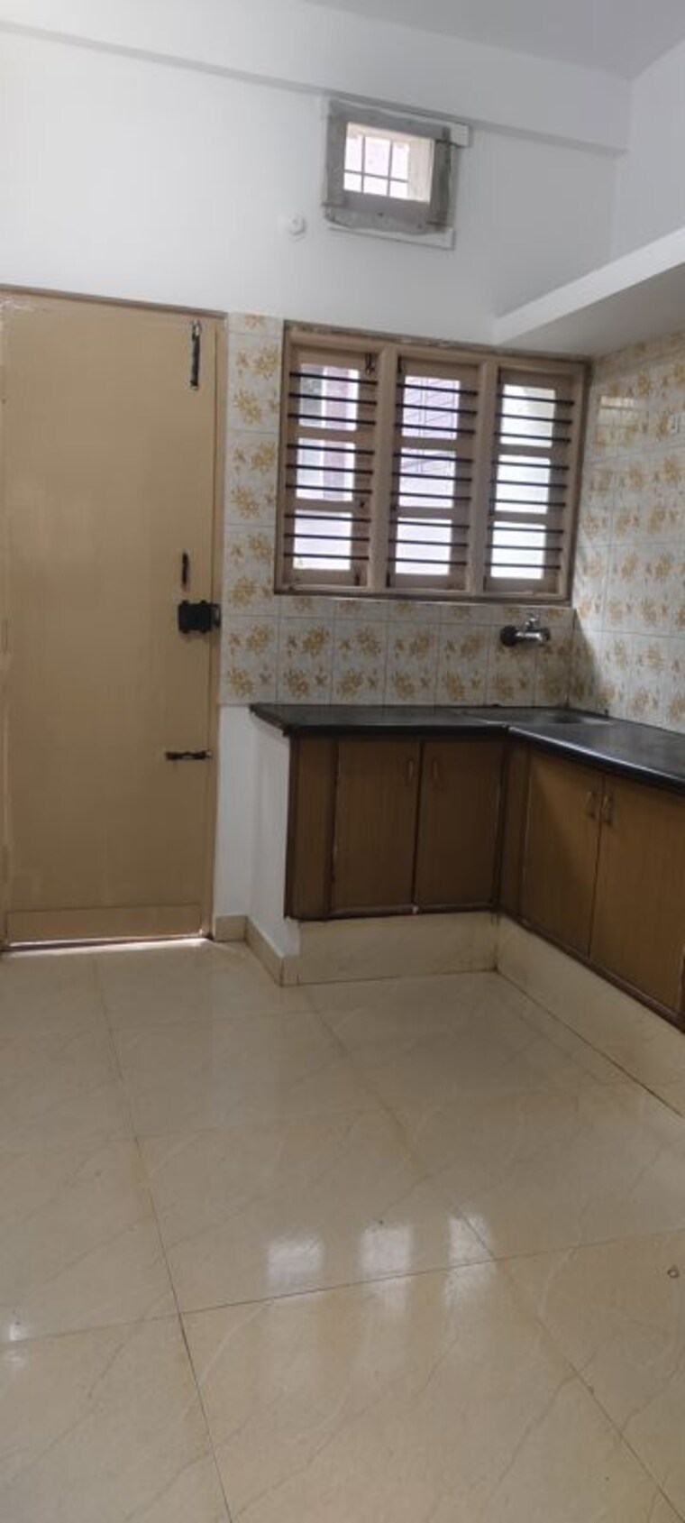Kitchen, jeevan bima nagar 1 Bedroom 650 Sq.Ft. Builder Floor In Jeevan Bima Nagar Bangalore 10583020
