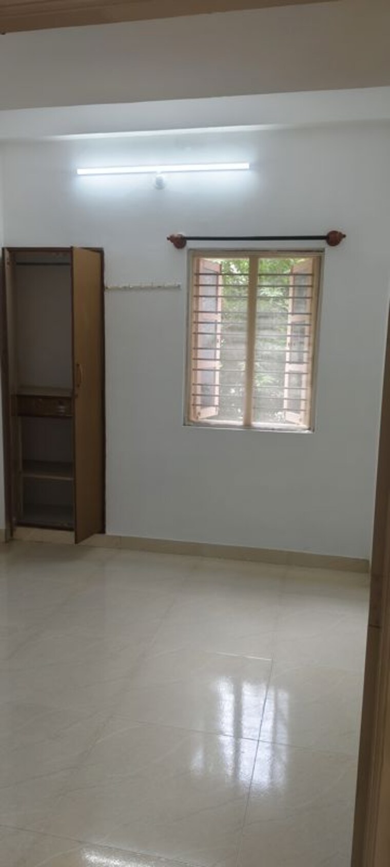Room, jeevan bima nagar 1 Bedroom 650 Sq.Ft. Builder Floor In Jeevan Bima Nagar Bangalore 10583020
