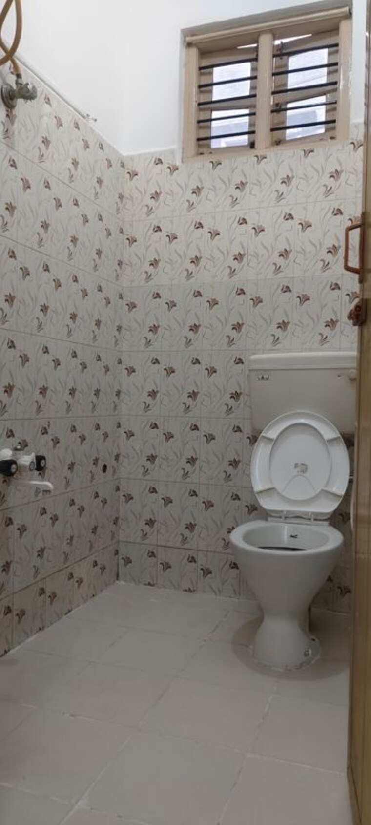 Bathroom, jeevan bima nagar 1 Bedroom 650 Sq.Ft. Builder Floor In Jeevan Bima Nagar Bangalore 10583020
