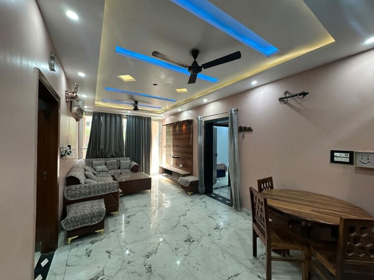 Living Room, sector 10 dwarka 3 Bedroom 2000 Sq.Ft. Apartment In Sector 10 Dwarka Delhi 10583050