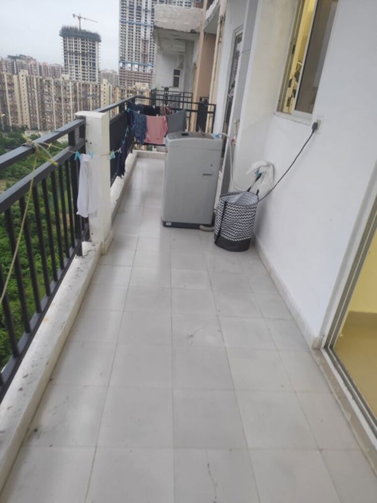 Balcony, gardenia-gateway 2.5 Bedroom 1265 Sq.Ft. Apartment In Sector 75 Noida 10583049