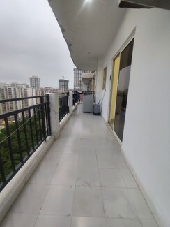 2.5 BHK + Study Room Apartment For Rent in Gardenia Gateway