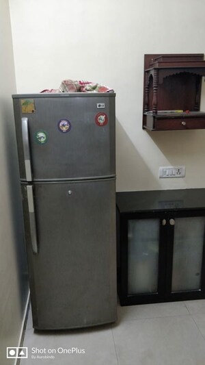 Furnished Amenities in 1 BHK Apartment at Bhoomi Gokul, Goregaon East – for Rent