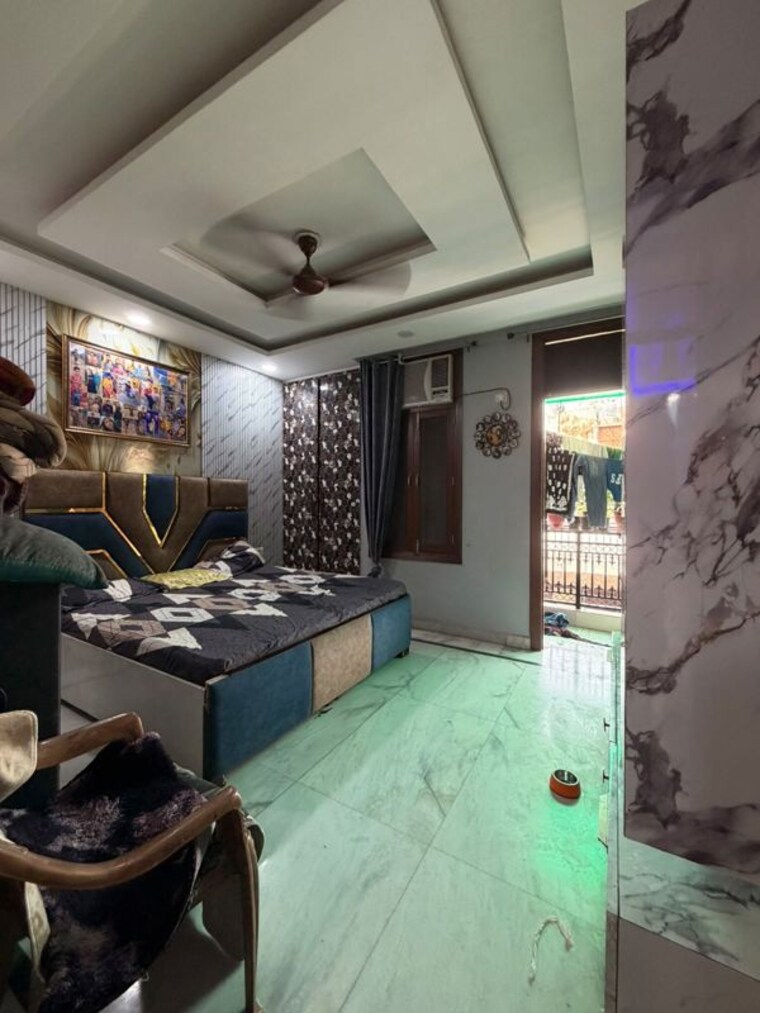 Bedroom, panchsheel vihar 3 Bedroom 105 Sq.Yd. Builder Floor In Panchsheel Vihar Delhi 10583059