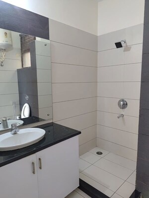 Bathroom in 3 BHK Builder Floor at Sector 27 – for Rent