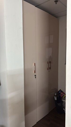 Building Lobby in 3 BHK Apartment at BPTP Terra, Sector 37d – for Rent