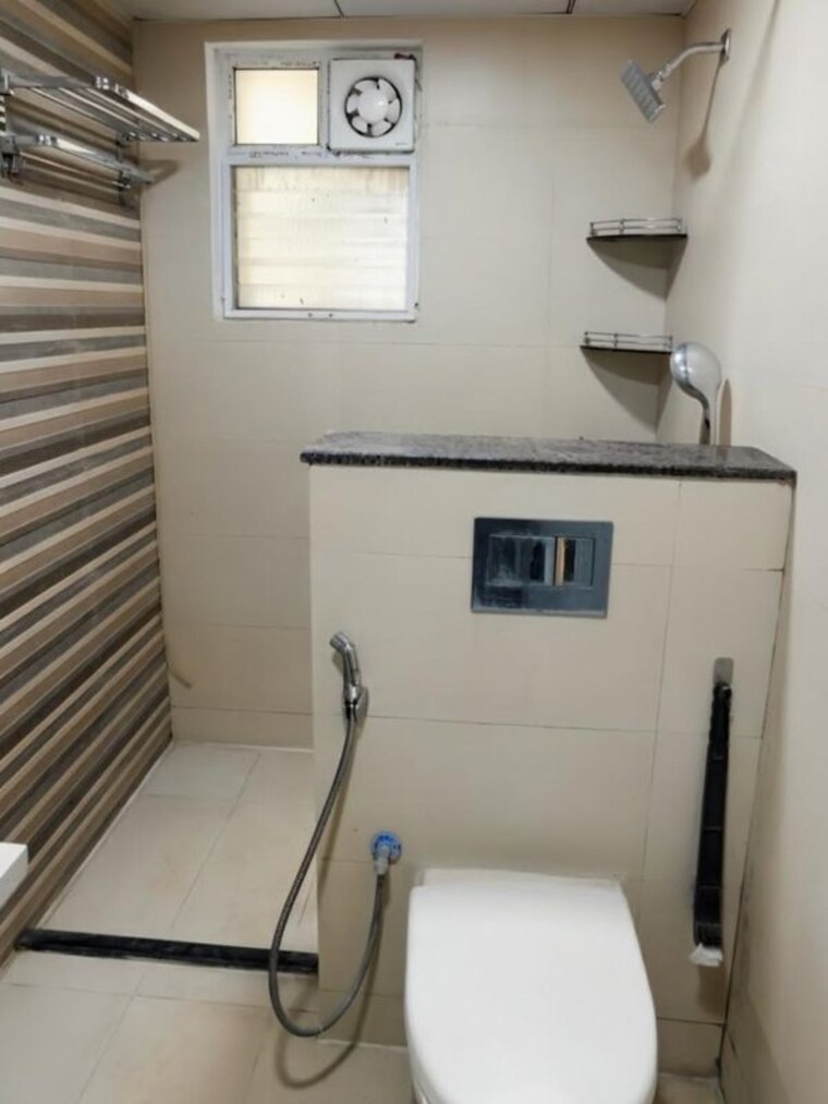 Bathroom, mayfair-villas-tellapur 3 Bedroom 1751 Sq.Ft. Apartment In Tellapur Hyderabad 10583077