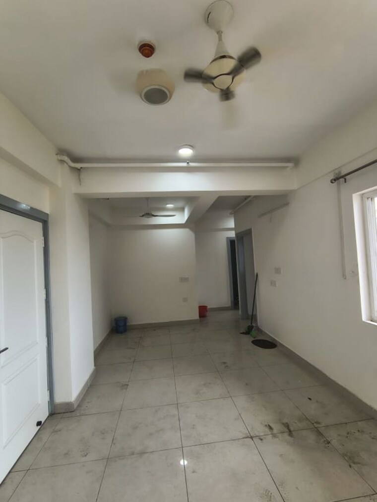 undefined, wegmans-signature-tower 2 Bedroom 1200 Sq.Ft. Apartment In Knowledge Park 3 Greater Noida Greater Noida 10583082