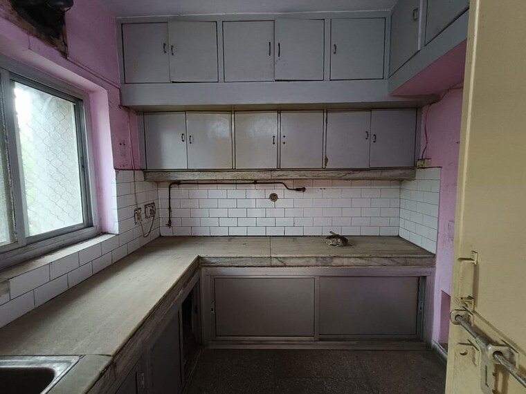 Kitchen, ip extension 3 Bedroom 1250 Sq.Ft. Apartment In Ip Extension Delhi 10583084