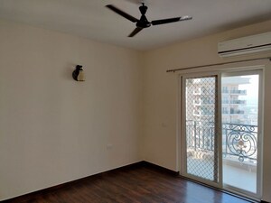 Room in 3 BHK Apartment at ACE Golf Shire, Sector 150 – for Sale