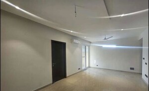 Room in 3 BHK Apartment at Maya Green Lotus Utsav, International Airport Road – for Rent