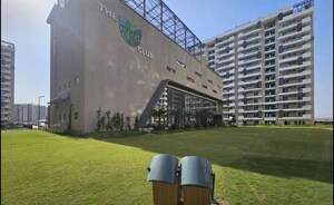 3 BHK Apartment For Rent in Maya Green Lotus Utsav, International Airport Road