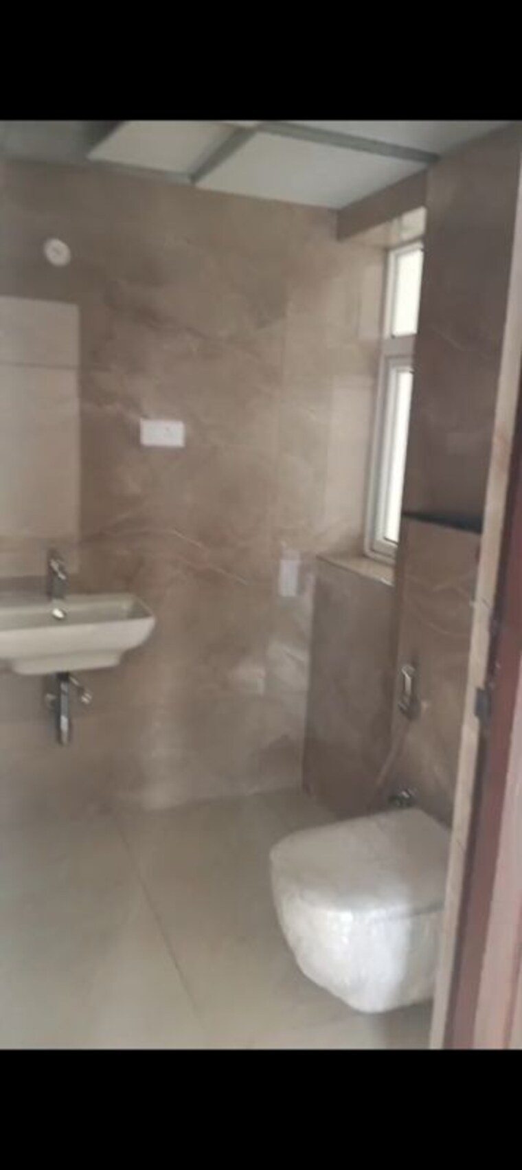 Bathroom, jain-balaji-nilayam-casa-waterside 3 Bedroom 2215 Sq.Ft. Apartment In Malkajgiri Hyderabad 10583112