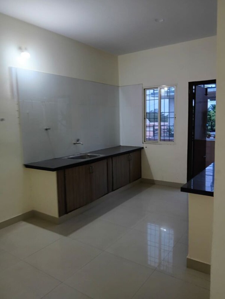 Room, jeevan bima nagar 2 Bedroom 1150 Sq.Ft. Apartment In Jeevan Bima Nagar Bangalore 10583105