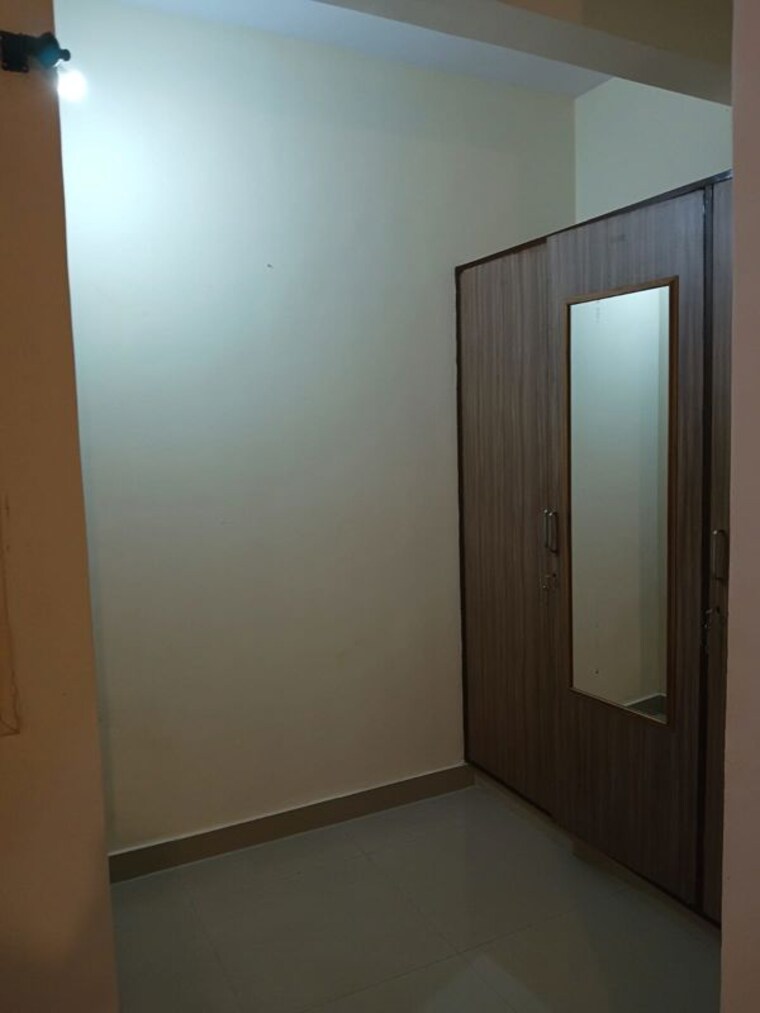 Room, jeevan bima nagar 2 Bedroom 1150 Sq.Ft. Apartment In Jeevan Bima Nagar Bangalore 10583105