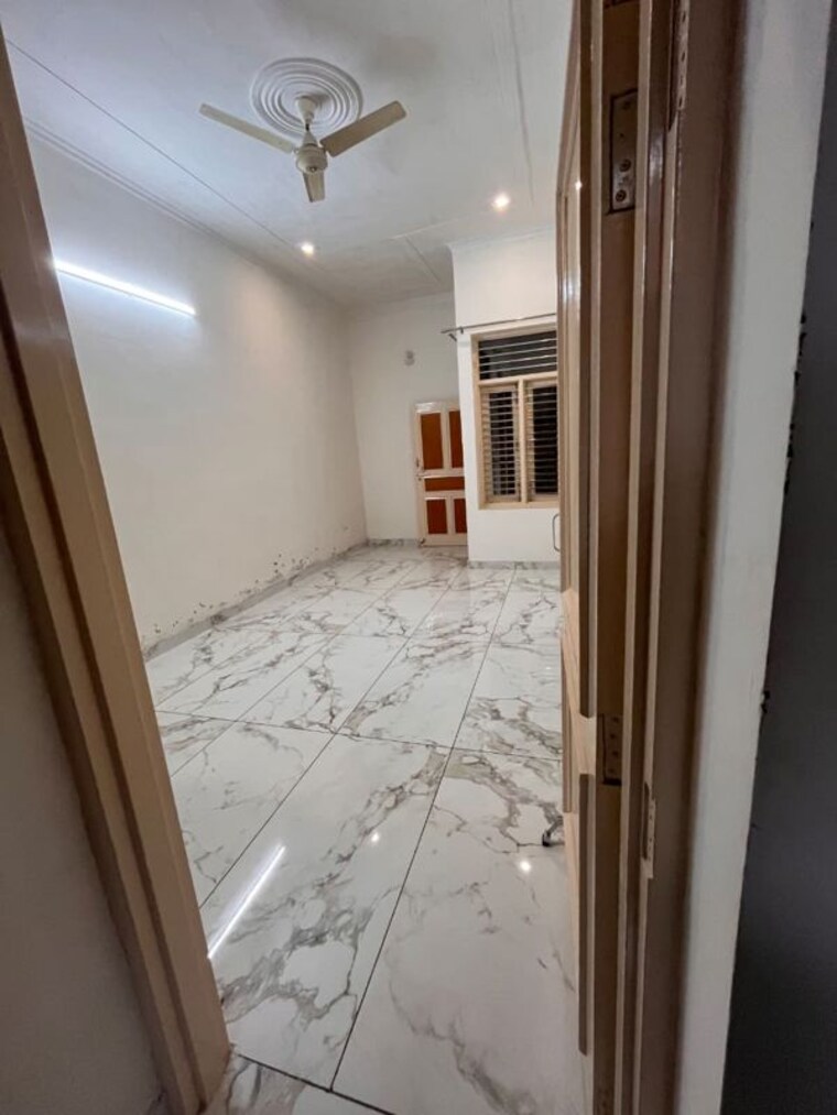 Balcony, lavasa-avenue 2 Bedroom 1680 Sq.Ft. Apartment In Lohgarh Zirakpur 10583122