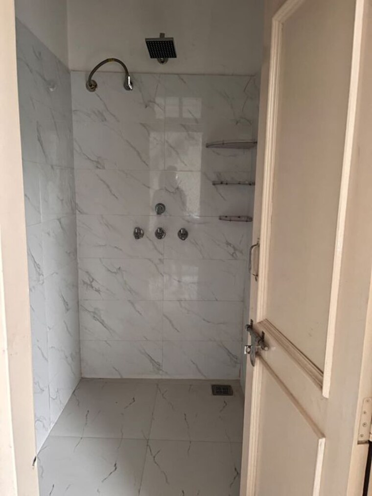 Bathroom, lavasa-avenue 2 Bedroom 1680 Sq.Ft. Apartment In Lohgarh Zirakpur 10583122