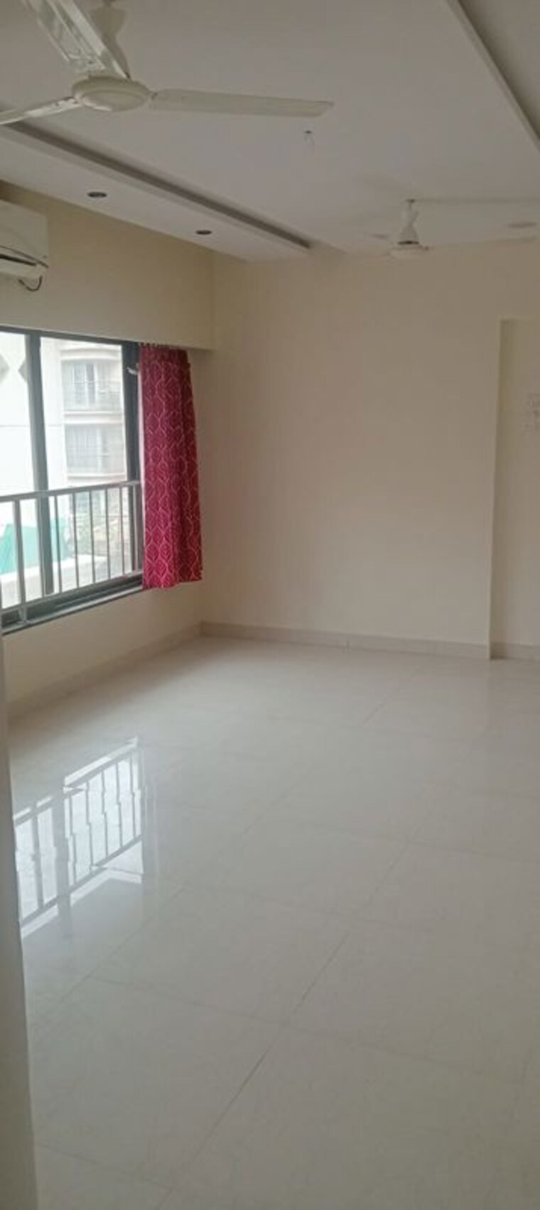Room, khar west 3 Bedroom 900 Sq.Ft. Apartment In Khar West Mumbai 10582742