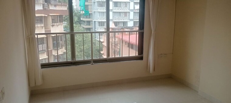 Room, khar west 3 Bedroom 900 Sq.Ft. Apartment In Khar West Mumbai 10582742