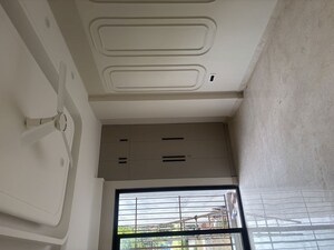Furnished Amenities in 3 BHK Builder Floor at Sushant Lok ii – for Sale