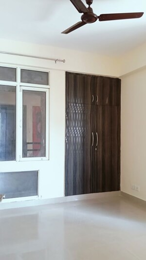 Room in 2 BHK Apartment at Today Ridge Residency, Sector 135 – for Rent