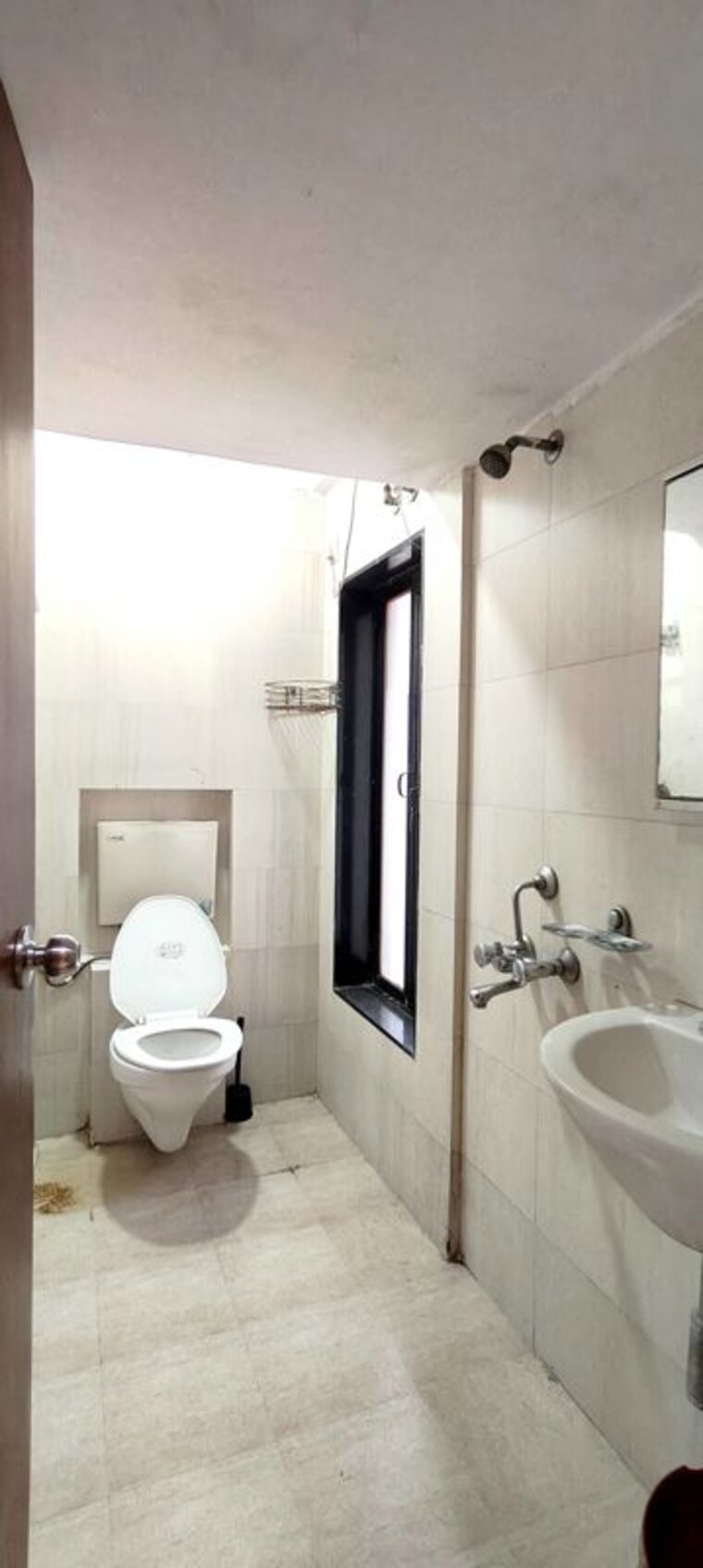 Bathroom, bhandup east 2 Bedroom 950 Sq.Ft. Apartment In Bhandup East Mumbai 10583166