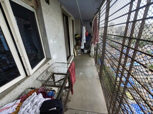 Parking in 2.5 BHK Apartment at Maple Heights Mumbai, Malad East – for Rent
