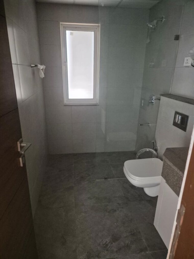 Bathroom, godrej-meridien 3 Bedroom 2002 Sq.Ft. Apartment In Sector 106 Gurgaon 10583174