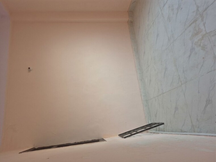 Room, mayur vihar 2.5 Bedroom 450 Sq.Ft. Builder Floor In Mayur Vihar Delhi 10583181