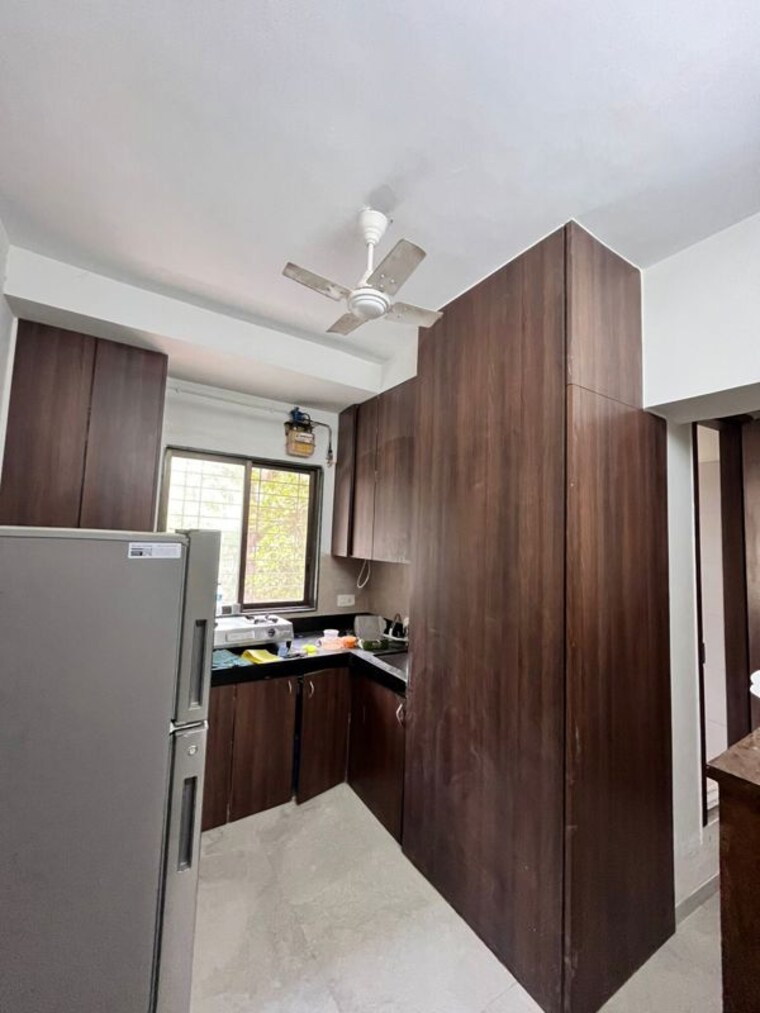 Kitchen, juhu 2 Bedroom 800 Sq.Ft. Apartment In Juhu Mumbai 10583173