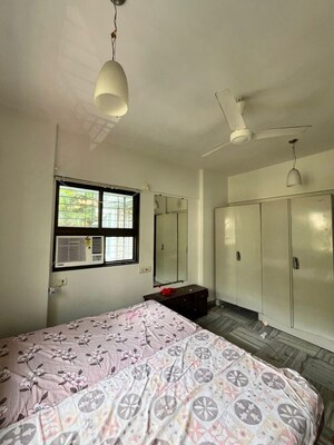 Bedroom in 2 BHK Apartment at Juhu – for Rent