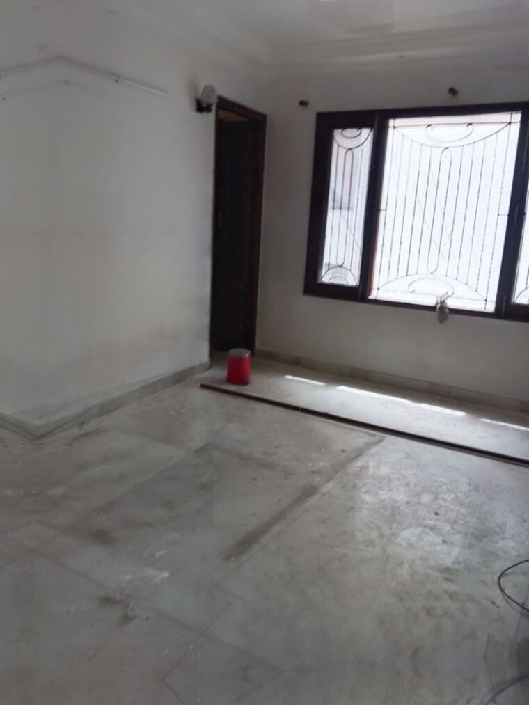 Room, safdarjung development area 4 Bedroom 3000 Sq.Ft. Builder Floor In Safdarjung Development Area Delhi 10583202