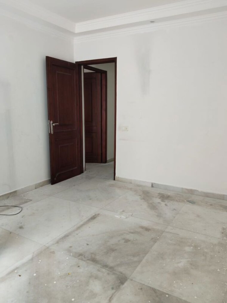 Room, safdarjung development area 4 Bedroom 3000 Sq.Ft. Builder Floor In Safdarjung Development Area Delhi 10583202