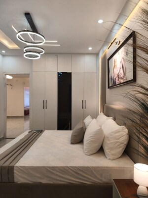 Building Lobby in 3 BHK Builder Floor at Sector 17 – for Rent
