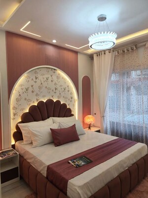 Bedroom in 3 BHK Builder Floor at Sector 17 – for Rent