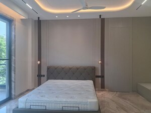 Bedroom in 4 BHK Apartment at Safdarjung Enclave – for Rent