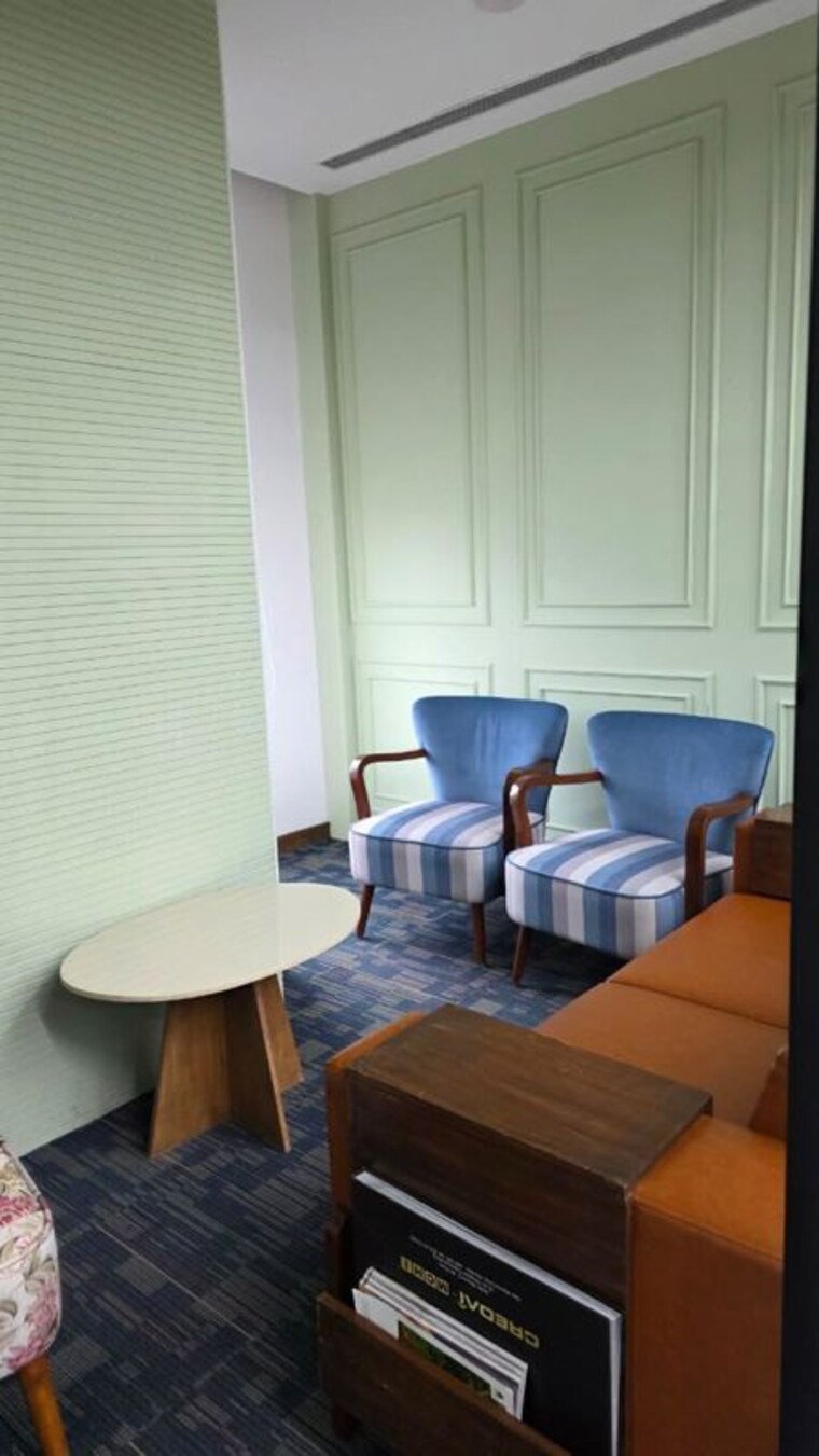 Team Area, one-lodha-place Commercial Office Space 1370 Sq.Ft. In Lower Parel Mumbai 10583056
