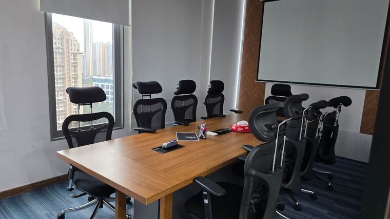 Team Area, one-lodha-place Commercial Office Space 1370 Sq.Ft. In Lower Parel Mumbai 10583056