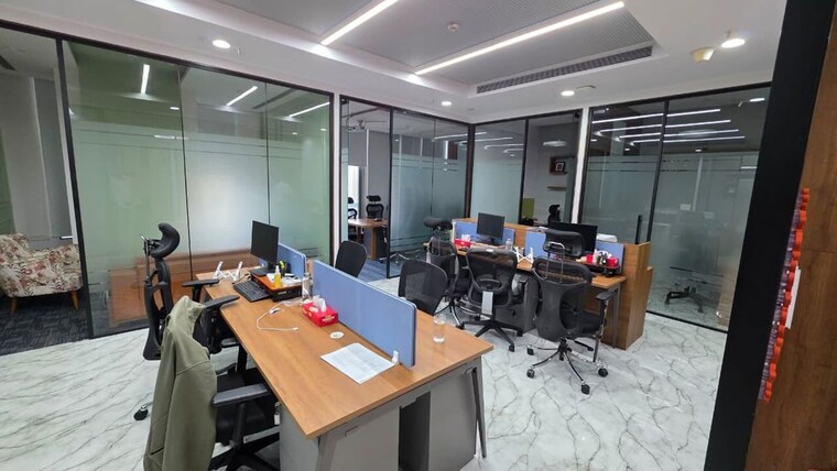 Team Area, one-lodha-place Commercial Office Space 1370 Sq.Ft. In Lower Parel Mumbai 10583056