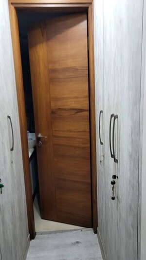 Bathroom in 4 BHK Apartment at Greater Kailash I – for Rent