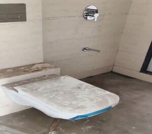Bathroom in 2 BHK Apartment at Koliwada – for Rent