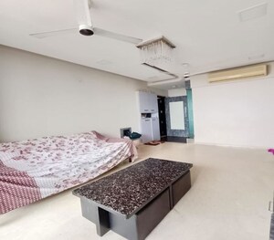 Room in 2 BHK Apartment at Dadar East – for Rent