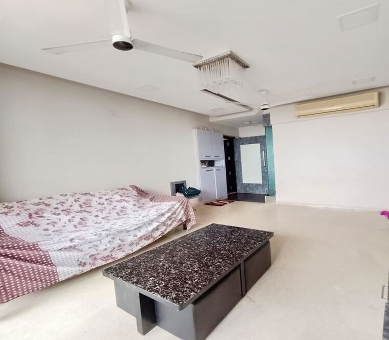 Room, dadar east 2 Bedroom 750 Sq.Ft. Apartment In Dadar East Mumbai 10583201