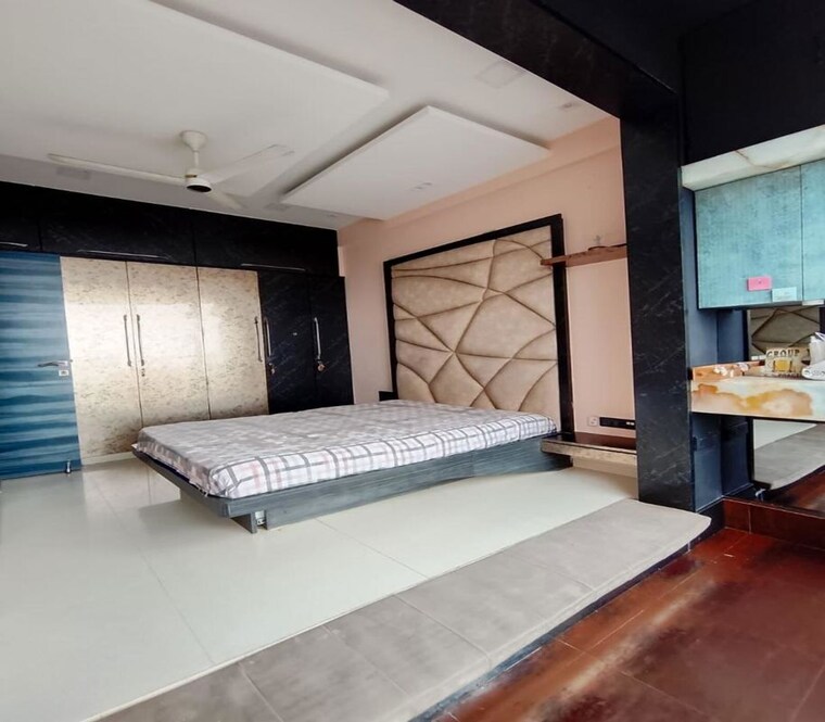 Room, dadar east 2 Bedroom 750 Sq.Ft. Apartment In Dadar East Mumbai 10583201