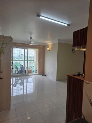 Room in 2 BHK Apartment at Purva Palm Beach, Hennur Road – for Rent