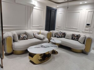 Living Room in 4 BHK Builder Floor at Chattarpur – for Sale