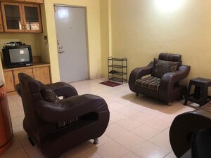 Living Room in 2 BHK Apartment at Bhusari Colony – for Rent