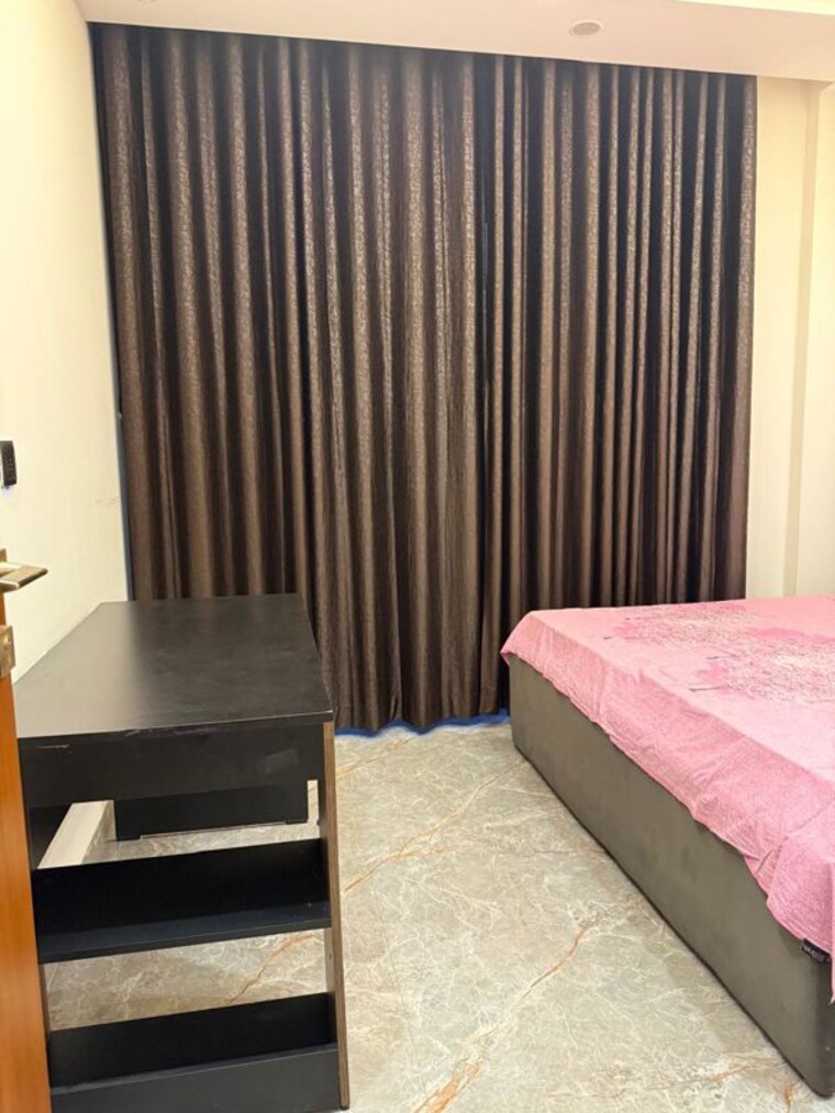 Bedroom, south city 1 3 Bedroom 2000 Sq.Ft. Builder Floor In South City 1 Gurgaon 10583236
