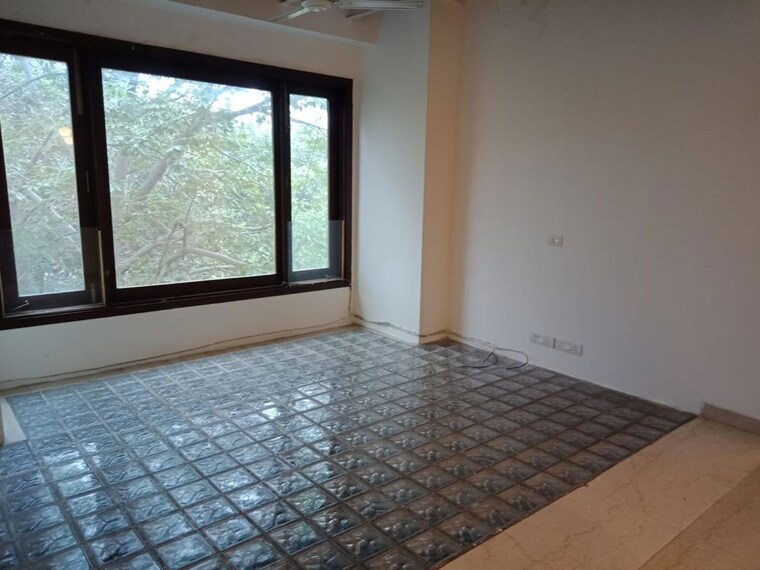 Bedroom, new friends colony 4 Bedroom 500 Sq.Yd. Builder Floor In New Friends Colony Delhi 10583221